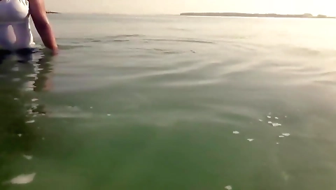 Public Beach එක මනසස බලන ඉදද තන දක මරකව..අන හකමක... / Sri Lankan Public Beach Sex