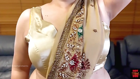 Sexy Indian Wife’s Stunning Saree Striptease
