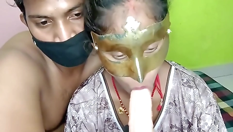 Sapna Didi Mujhe Chut Marni Hai Bina Tel Ke