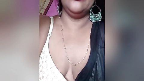 Private Call Krte He Horny Hogye Or Pussy Puri Gili Ho Gya