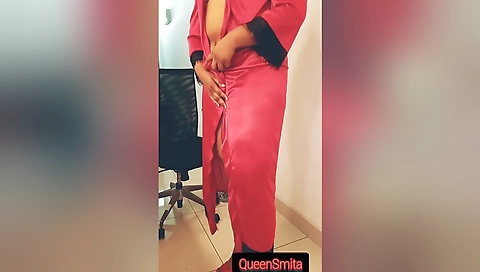 Big Ass Smita Making Cum Shoot On Her Big Brown Nipples
