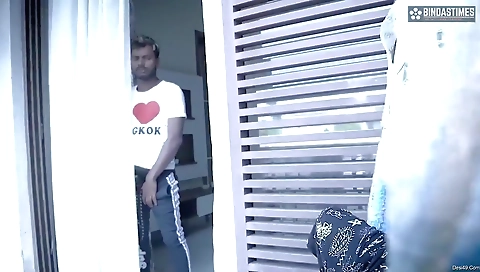 Today Exclusive-ekeli Sauteli Didi Ko Masturbate Karte Hue Dekhkar Sauteli Bhai Ne Chodne Ka Offer De Dala