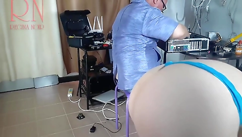 A Naked Maid Is Cleaning Up In An Stupid It Engineers Office. Real Camera In Office. Cam 3