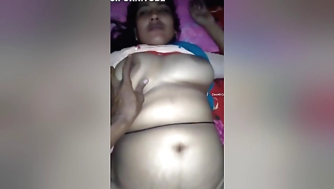 Today Exclusive-sexy Boudi Boobs Pressing And Fucked 1