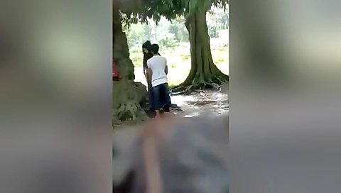 Today Exclusive-desi Lover Out Door Romance And Fingering