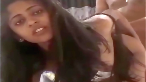 Sri Lankan කපල් එක Room ගිහින් ( 1)