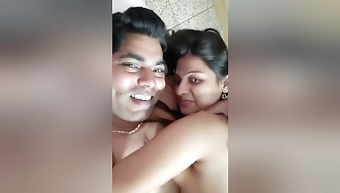Today Exclusive- Desi Lover Kissing