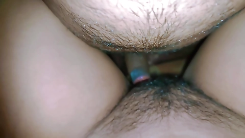 Nepali Buda Budi Ko Mast Chikai, Puti Raato Hune Gari Padkayera Maal Jhardeko