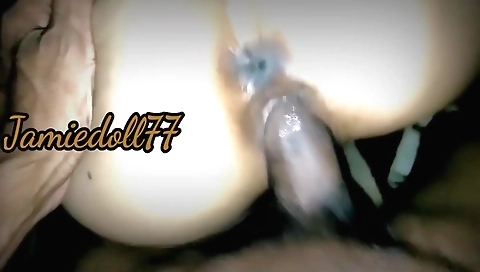 Jamie Ki Gili Chut Ko Ek Bade Lund Ki Pani Cahiye