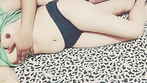 4 Desi Bhabhi Ko Dewar Ne Pakda (hindi Audio)