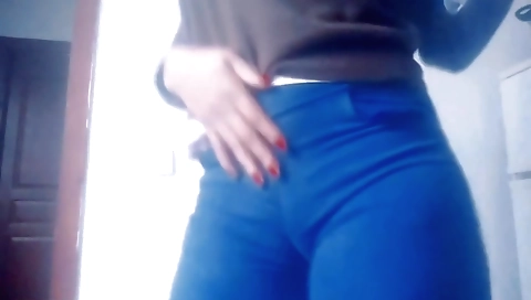 سخنت بزااف كفت بزب فوق سروال تا جيبتو و باقي طبوني هايج