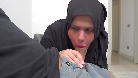 No, Im Not Scared If Someone Sees Me Flash Dick.jerking Off In Front Of Hijab Woman