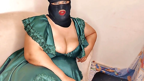 Fuck The Lake Whore In Her Big Ass, Listen To The Girl Saying Any Egyptian Arab Gender In A Clear Voice
