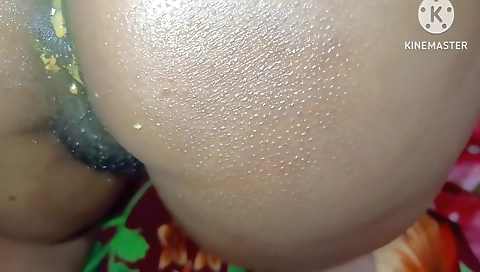 Indian Desi Bhabhi Ki Gand Chudai Hindi Me Hardcore Fuking Doggy Style Aaj Bhabhi Ki Gand Fat Gyi