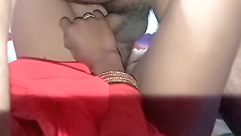 Koi Nahi Tha (desi Bhabhi) Ghar Par Akeli Dekh Padosi Ne Chut Choudai Ki