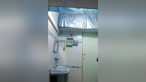 Today Exclusive- Desi Girl Ready For Bathing