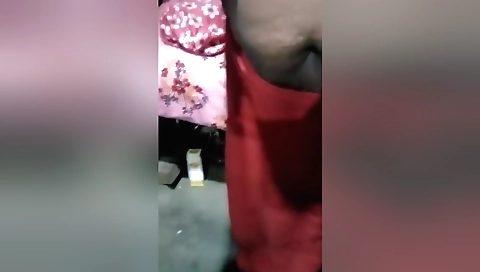 Today Exclusive- Boudi Record Her Selfie