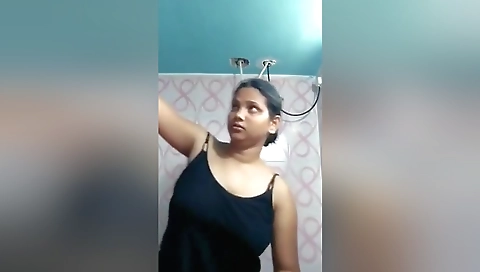 Today Exclusive-desi Girl Bathing