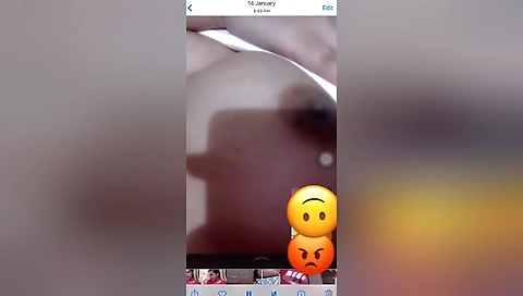 Today Exclusive- Sexy Desi Girl Shows Her Boobs And Pussy