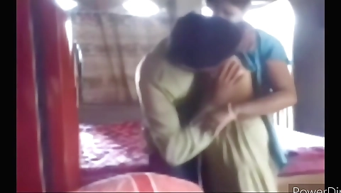 Desi Bhabi Ko Chupke Se Ghar Bulakar Devar Ne Jamkr Choda