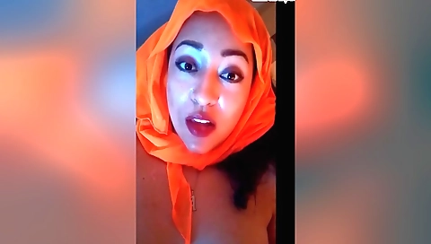 Des Ires In Saturno Squirt The Sexiest Latin Babe, She Is Now An Arab Fortune Teller Who Guesses Your And Uses Her Vagina To Seduce