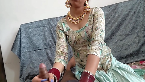 Stepfather-in-law Fuck Newly Married Bahu When Her Husband Going To Job