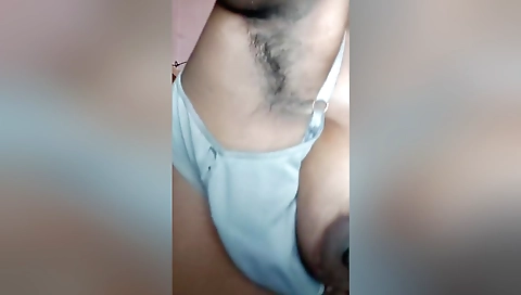 Varsha - Mallu Tamil Wife Big Boobs Showing And Fingers Herself To Orgasm