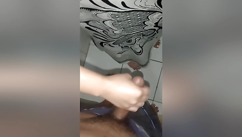 Sinundan Ko Sya Sa Cr Para Kantutin Habang May Tao Sa Labas Fuck Hard Mabilisang Tuwad