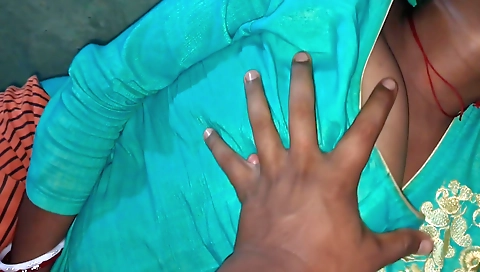 Pakistani Girls Phudi Me Deck In Home Sexual With Indian Boyfriend Enjoy