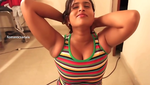Mallu Aunty And Desi Aunty In Surheka Reddy Workout At Gym