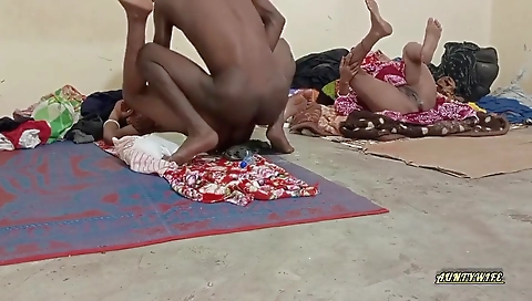 First Time Padosi Ko Aur Padosi Ki Ladki Ko Donon Milkar Chudai Ki Sexy