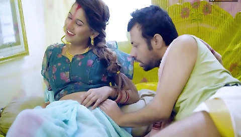 Desi Bihari Bhabhi Ki Hot Navel Aur Body Ko Dekh Devar Ne Chod Dala ( Hindi Audio )