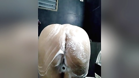 Stepsister-in-law Took Off Her Clothes In Front Of Stepbrother-in-law And Took A Naked Shower