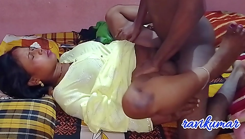 Desi Ghamndi Wife Ko Maine Bohat Raat Ko Choda