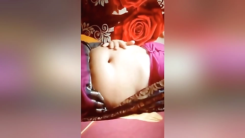 Bangladeshi Girl With Saree, Pink Blouse And Petticoat. Fingerings Pussy For Self Satisfaction