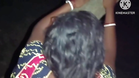 Raat Mein Bhabhi Ko Aam Ki Bagan Mein Bulakar Chudai Ki