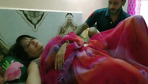 Alone Bhabhi Romantic Sex With Neighbor Devar