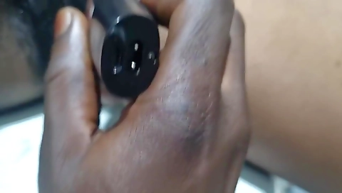 Shaving Her Pussy