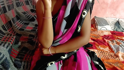 Hot Milf - Dosti Ki Horny Bivi Ki Chut Ki Pyas Bhujai