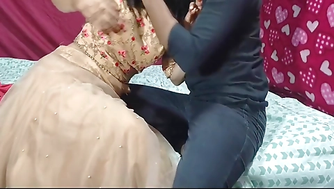 Girlfriend Ko Birthday Gift Me Chod Diya