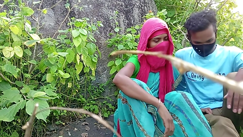 Desi Girl Coming Forest Village Area Sex - Desi Bhabhi In Forest Fucking Hot Look - Outdoor Jangle Sex In Hindi