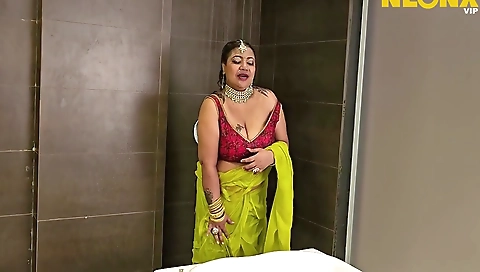 Savita Bhabhi In Virgin Guuy Seduce And Fuck Her Bhabhi In Shower Full Horny Sex Video !