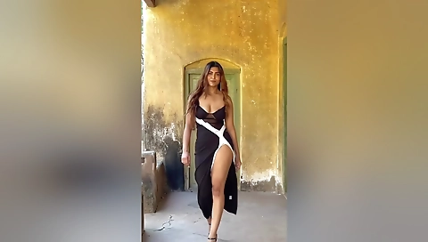 Indian Hot Bhabhi Sex With Tailor Master (hindi Audio)