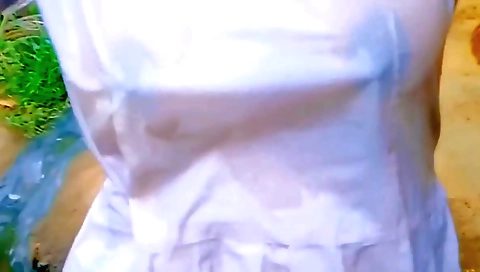 Srilankan Outside Bath Time.asian Women Hot And Sexy Natural Place Video, College Girl Sexy Bathing, Young Lady Show