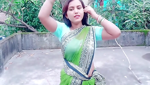 Desi Sexy Randi Ki Park Me Chudai Hindi Audio