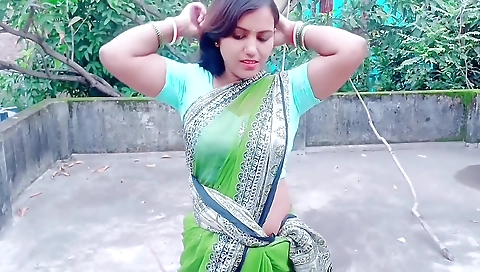 Desi Sexy Randi Ki Park Me Chudai Hindi Audio