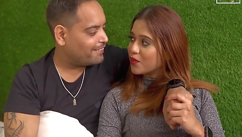 Desi Girlfriend Cheated Her Boyfriend