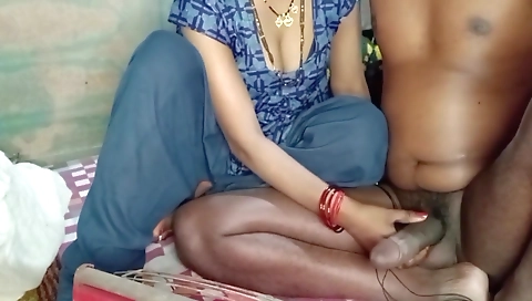 Bengali Bhabhi, Wearing A Maxi, Pressed Her Boobs And Quenched The Itch Of Her Pussy