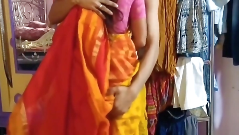 Desi Housewife Fucking With Devar And Enjoy Daily Sex When In House