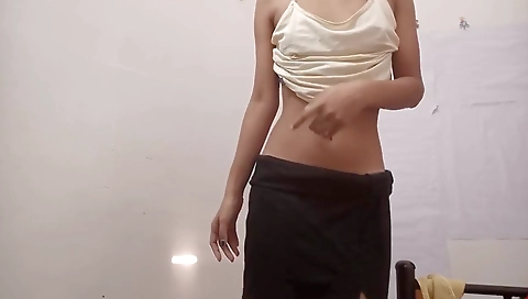 18 Year Old Pretty Indian Girl Showing Her Naked Body